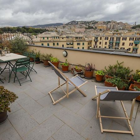 Altido Apt For 3 With Rooftop Balcony And Lovely Cityview Cenova Dış mekan fotoğraf