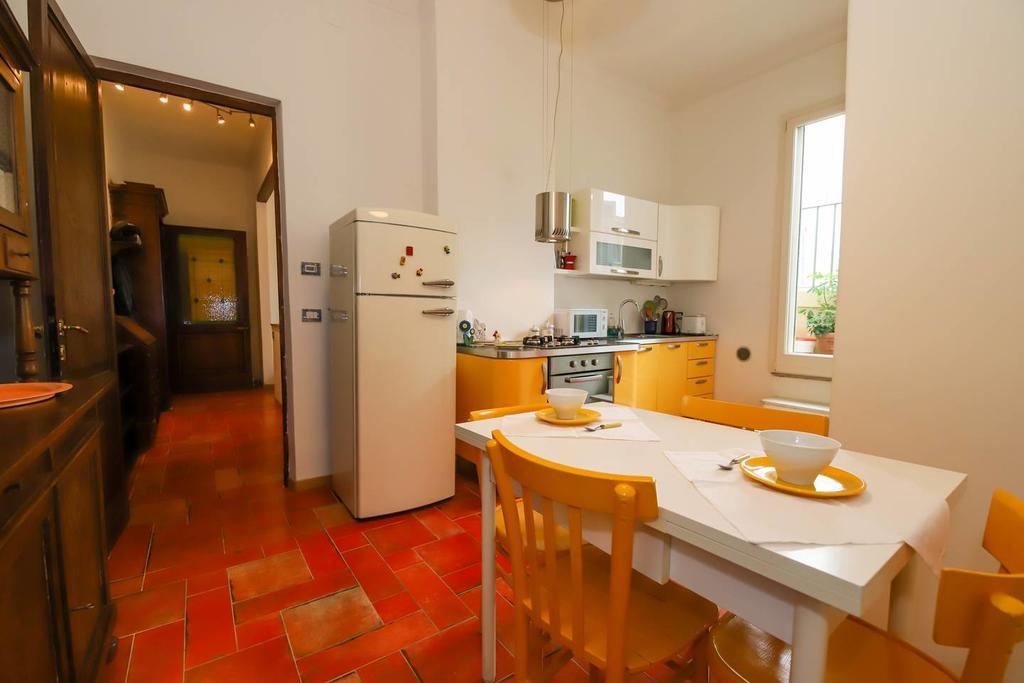 Altido Apt For 3 With Rooftop Balcony And Lovely Cityview Cenova Dış mekan fotoğraf